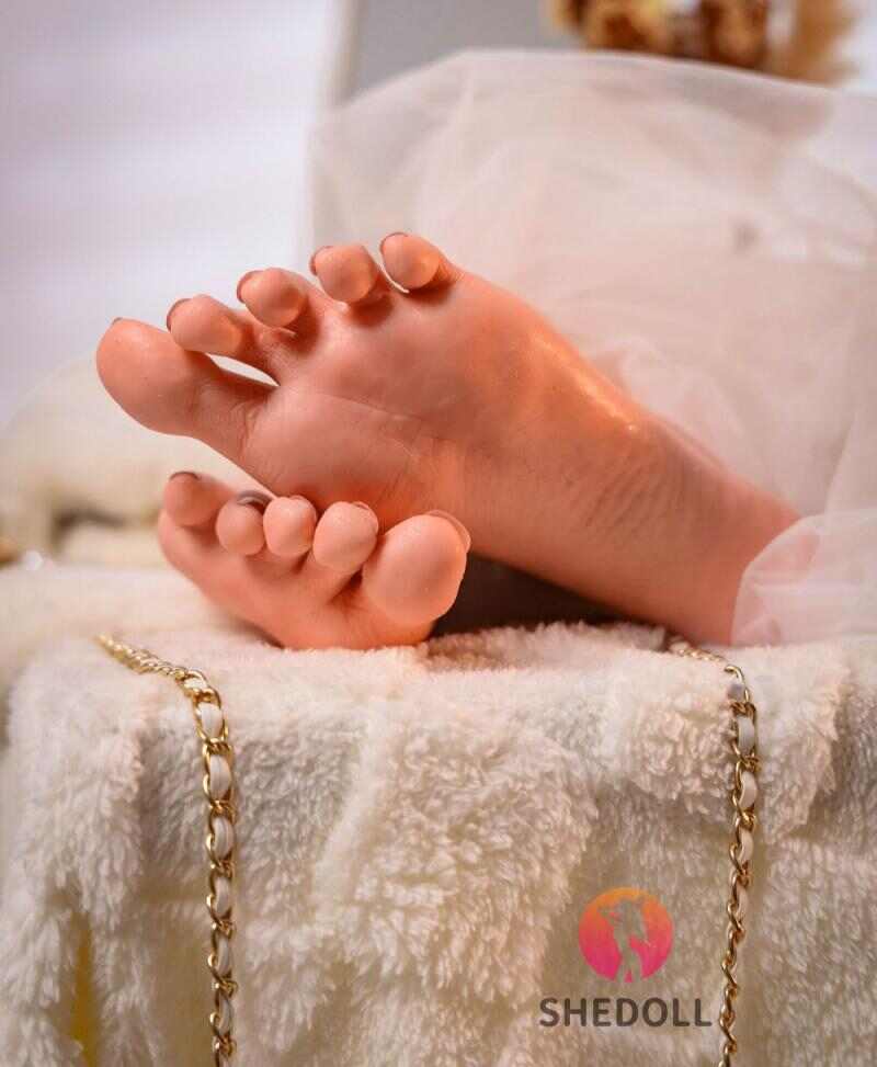 SHEDOLL Silicone Foot Model (Nail Art Ver.) | 1:1 Lifesize with Poseable Toe Bones | Medical-grade Realistic Feet for Photography/Education